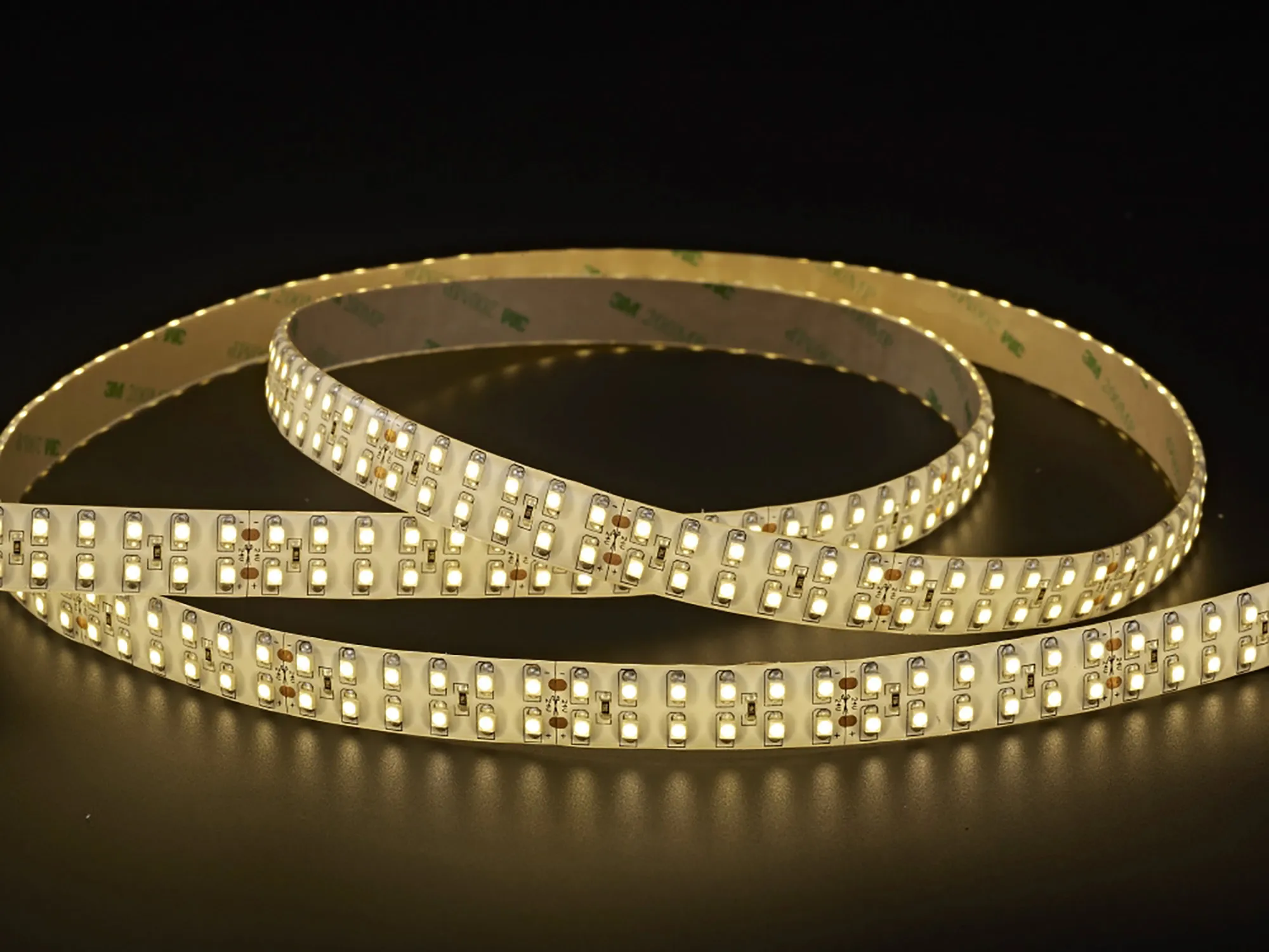 DX700080  ON HOLD Axios Select, 5mx14mm 24V 96W LED Strip 1100lm/m 3000K IP54